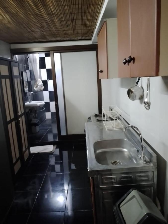 Marinos Place Легиан Екстериор снимка