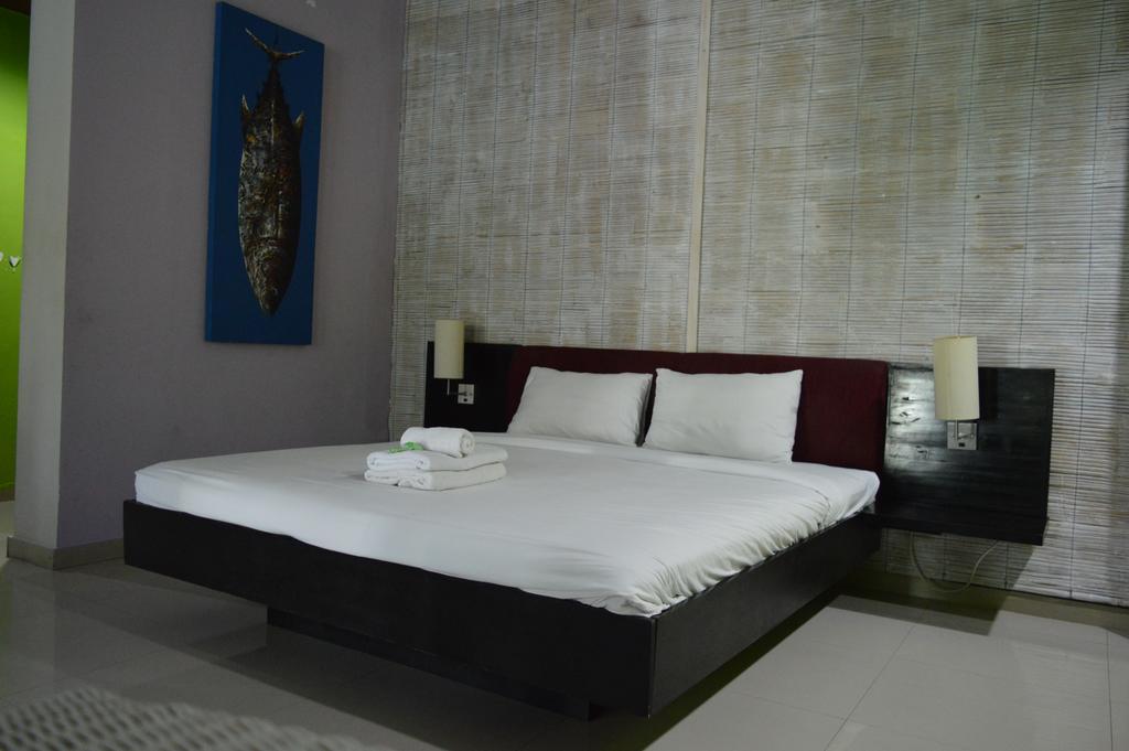 Marinos Place Легиан Екстериор снимка